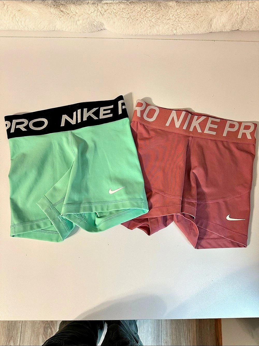 Nike Pro Dri-FIT 3" Compression Shorts Green XXS & Pink XS